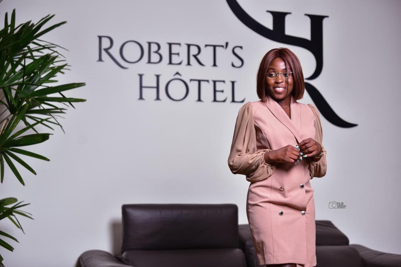 אבידג'אן Robert'S Hotel מראה חיצוני תמונה