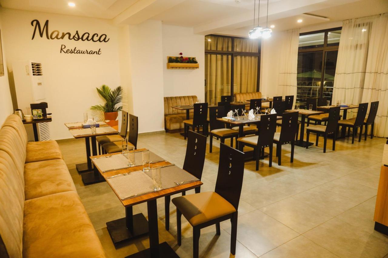 אבידג'אן Robert'S Hotel מראה חיצוני תמונה